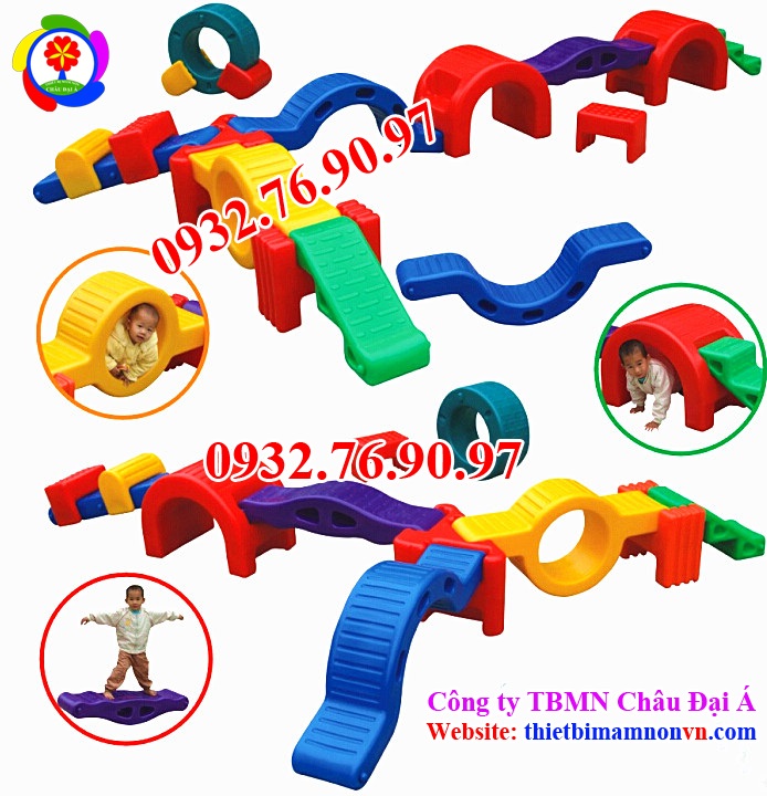 Bộ vận động cho trẻ bằng nhựa 12 chi tiết