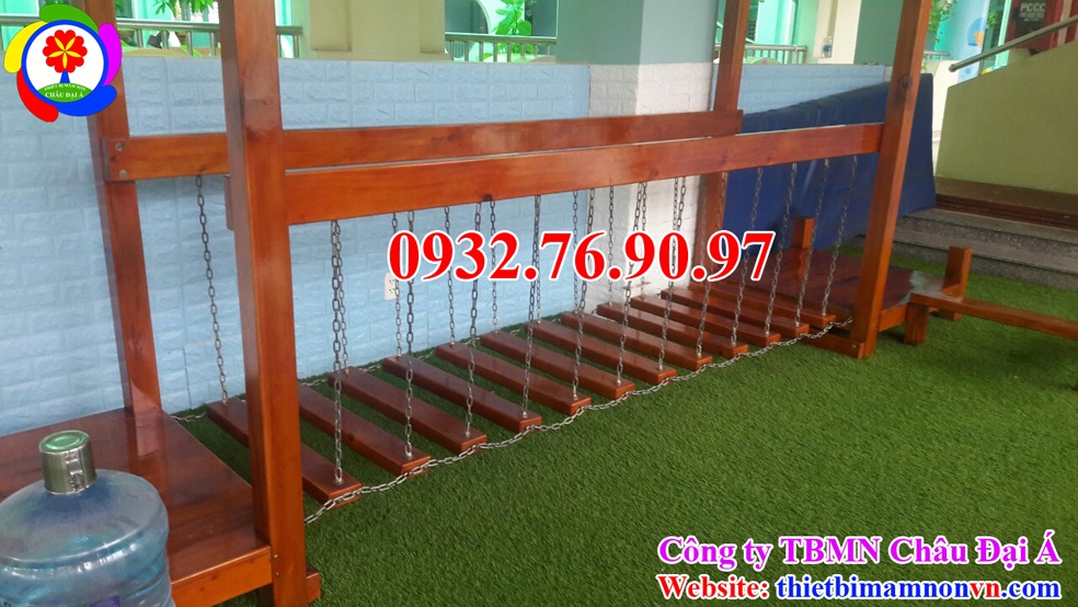 Đồ chơi vận động cho trẻ bằng gỗ 6