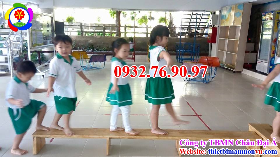 Ghế thăng bằng cho trẻ