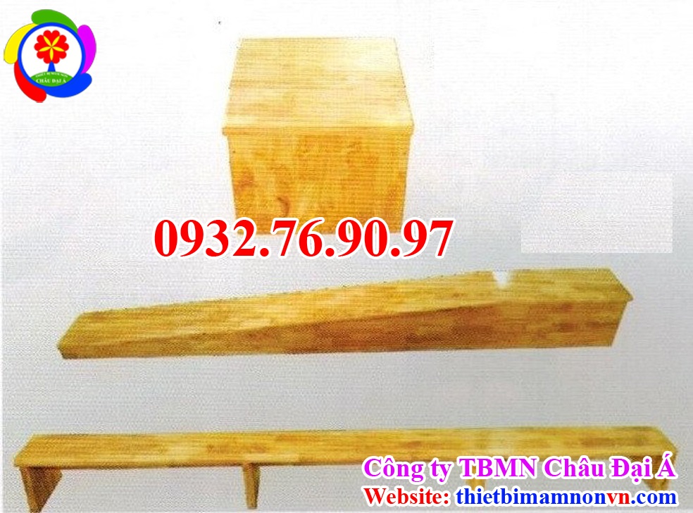 Ván dốc vận động cho bé