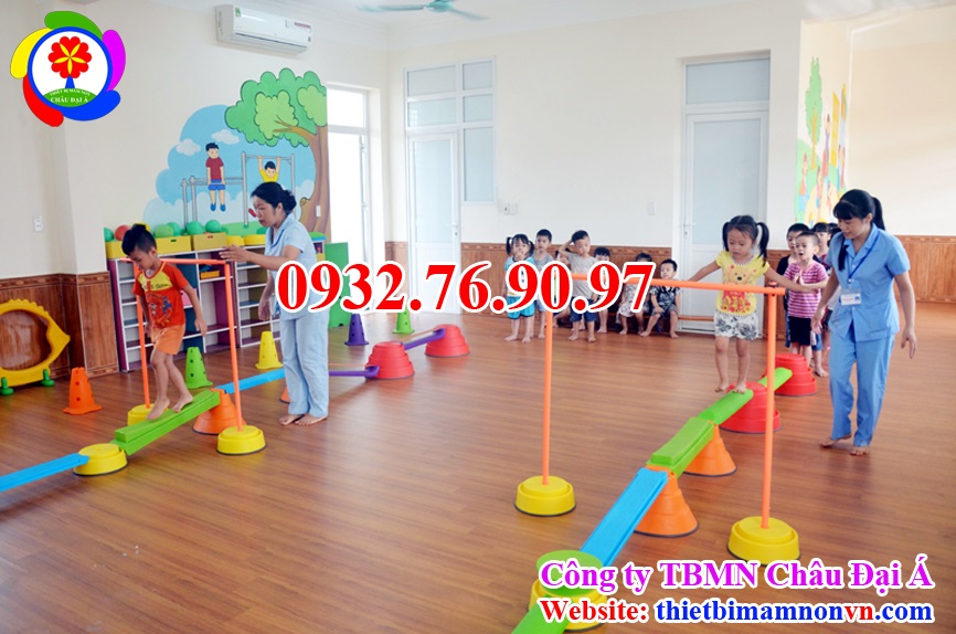 Vận động thăng bằng cho trẻ em