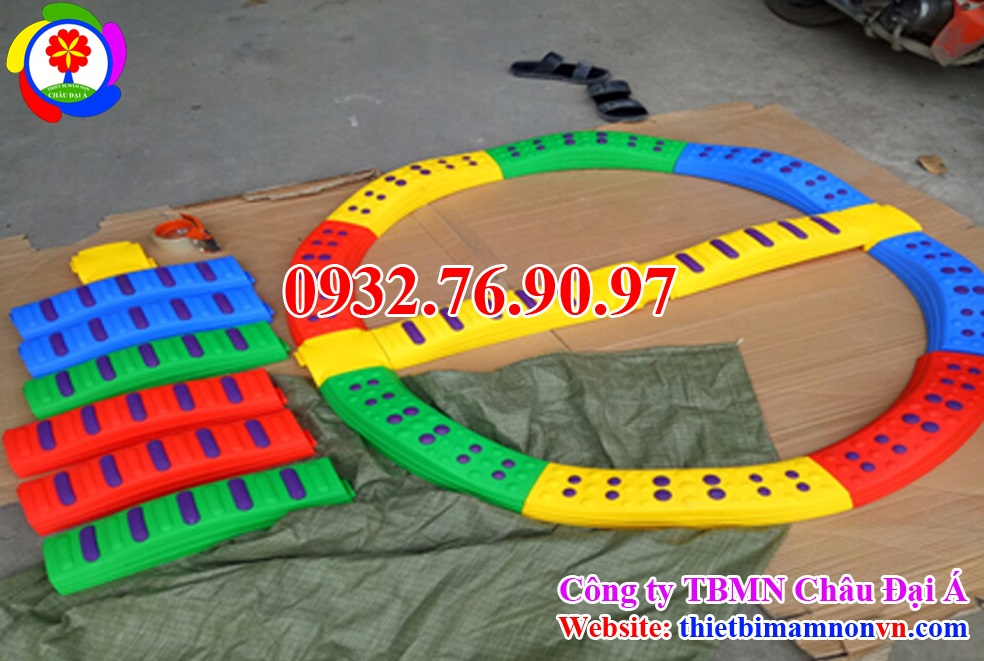 Vận động dạ quang cho trẻ em