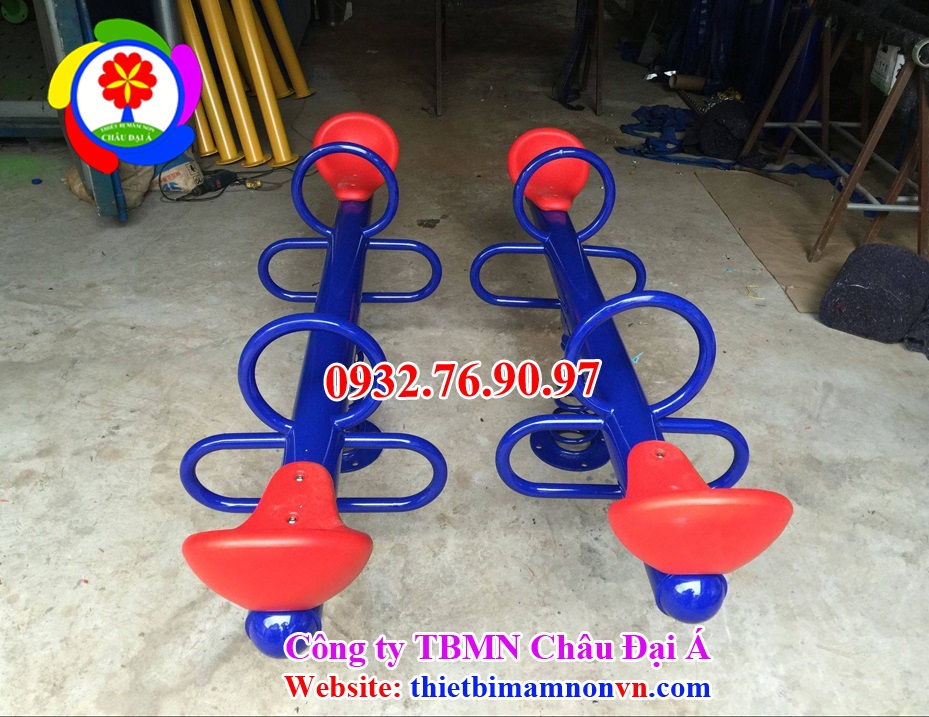 Bập bênh 2 chỗ ngồi bằng sắt