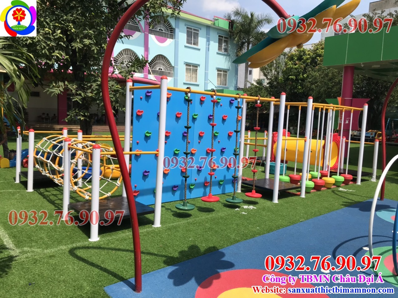 Vận động thang leo trẻ em