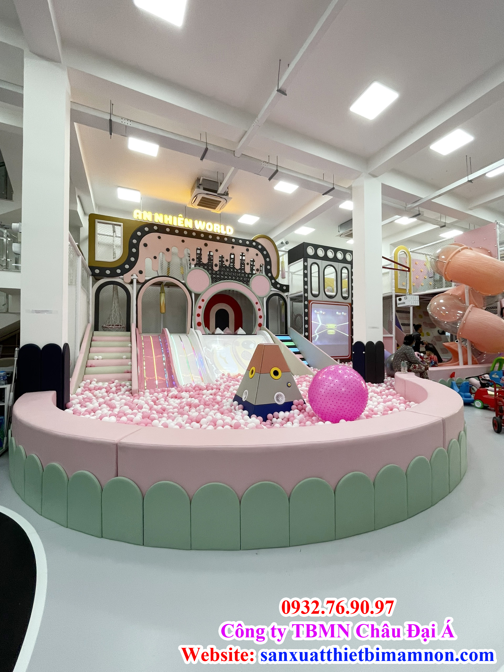 Thi công khu vui chơi (11)