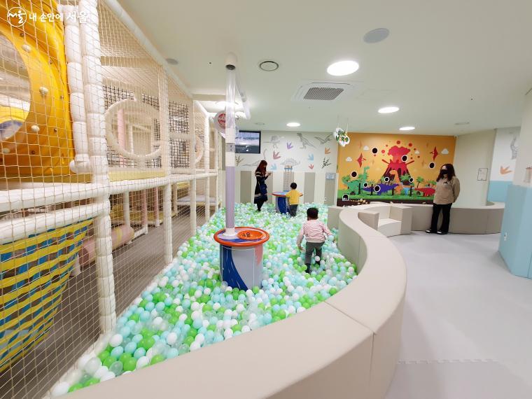 Báo giá thiết kế thi công khu vui chơi (1)