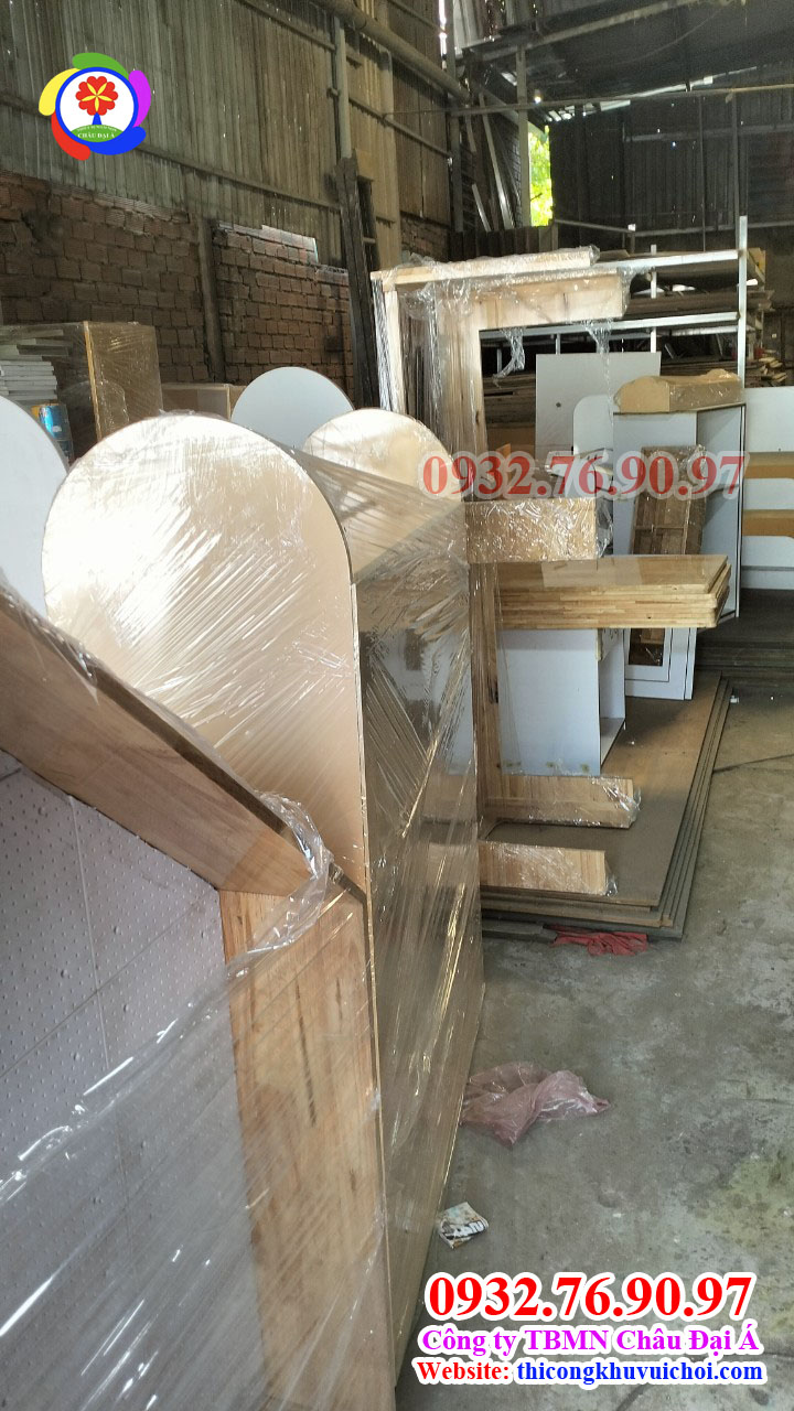 Xưởng thi công khu vui chơi (248)