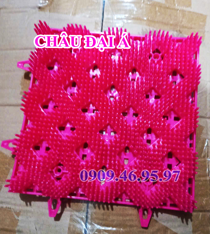 tấm trượt gai màu hồng