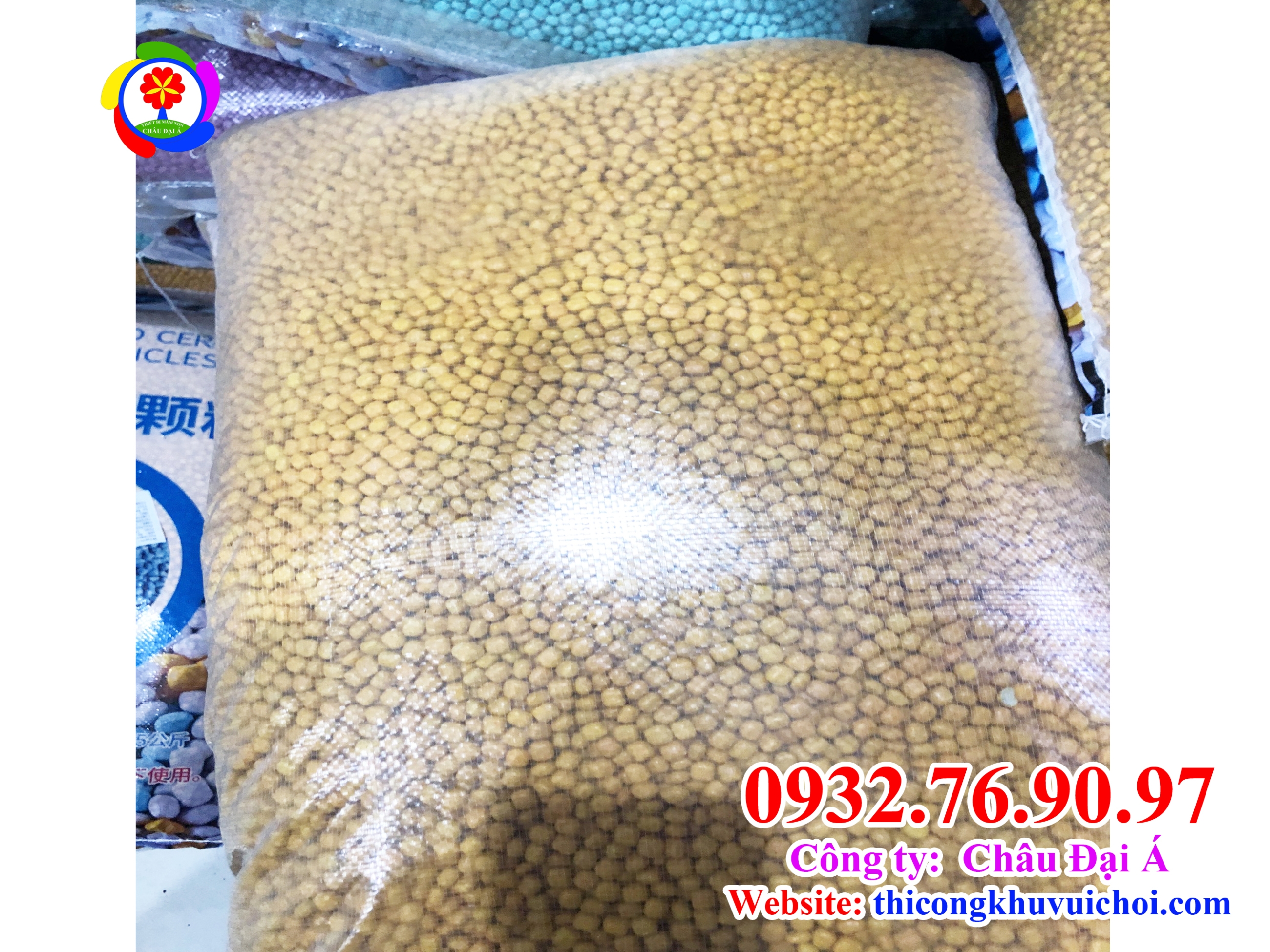 hạt sứ màu vàng