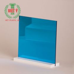 TẤM LỢP LẤY SÁNG POLYCARBONATE ĐẶC 1.8MM