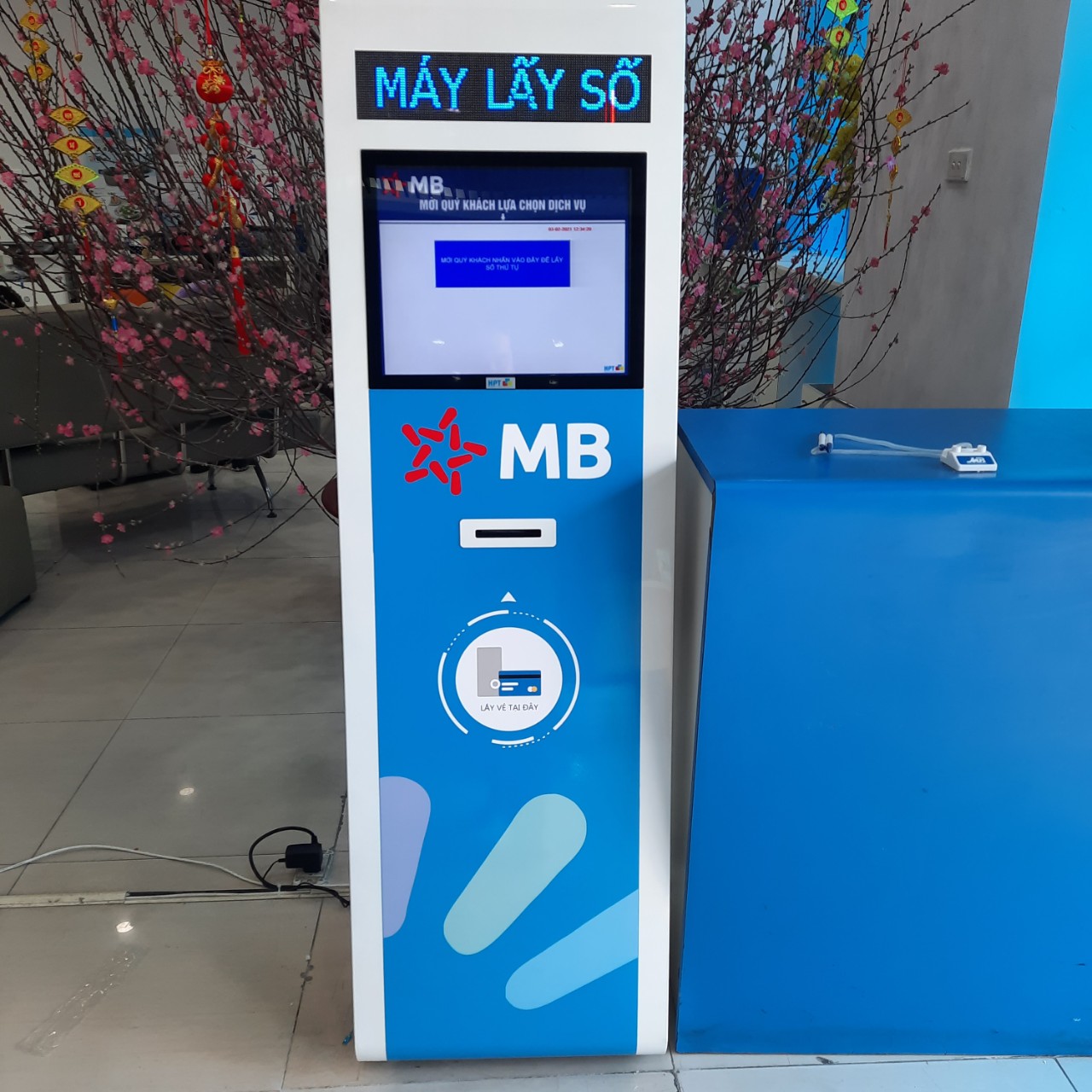 Hệ thống xếp hàng tự động (Mbbank)