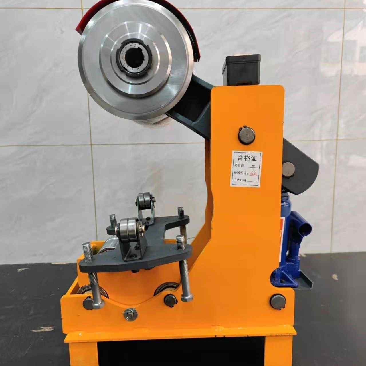 may-cat-ong-thuy-luc-20-273mm (3)