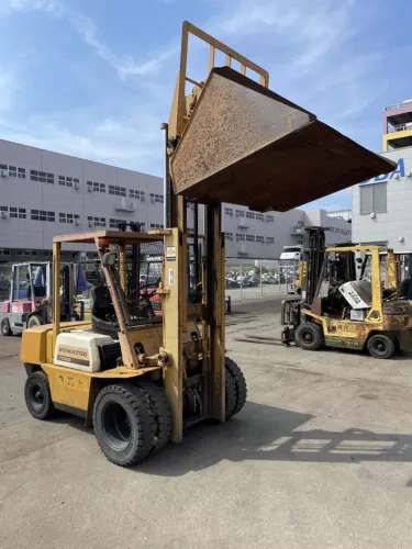 Xe nâng dầu Komatsu 3 tấn Nhật Bãi