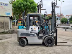 XE NÂNG DẦU NISSAN 3.0 TẤN