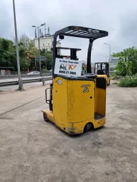 XE NÂNG ĐIỆN ĐỨNG LÁI KOMATSU 1.0T 2008