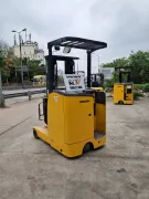 XE NÂNG ĐIỆN ĐỨNG LÁI KOMATSU 1.5T SX 2016