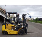 Xe nâng điện cũ ngồi lái 2.5T, KOMATSU FE25-1, hàng đã qua sử dụng (Nhật Bản) sản xuất 2017, mã xe TV.E164