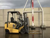 Xe nâng điện cũ ngồi lái 2.5T, KOMATSU FE25-1, hàng đã qua sử dụng (Nhật Bản) sản xuất 2019, mã xe TV.E168-TS