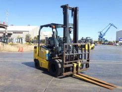 Xe nâng điện cũ ngồi lái 3.0T, KOMATSU FE30-1, hàng đã qua sử dụng (Nhật Bản),sản xuất năm 2019