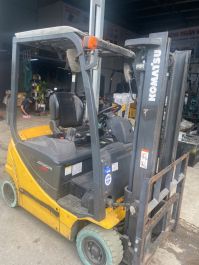Xe nâng điện ngồi lái 1.0T, Komatsu FB10-12 hàng chưa qua sử dụng tại Việt Nam,sản xuất năm 2019