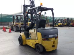 Xe nâng điện cũ ngồi lái 2.5T, KOMATSU FE25-1, hàng đã qua sử dụng (Nhật Bản),sản xuất năm 2018, mã xe TV.E235