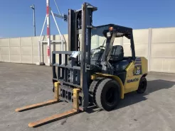 Xe nâng dầu Nhật Bãi 3.5T Komatsu model FH35-1, hàng đã qua sử dụng (Nhật Bản),sản xuất năm 2013,mã xe TV.D055