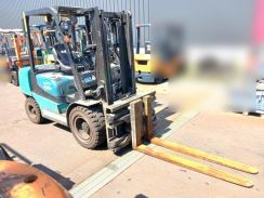 Xe nâng dầu Nhật Bãi 3.0T SUMITOMO model 13FD30PAXIII24D, hàng đã qua sử dụng (Nhật Bản),sản xuất năm 2018,mã xe TV.D058