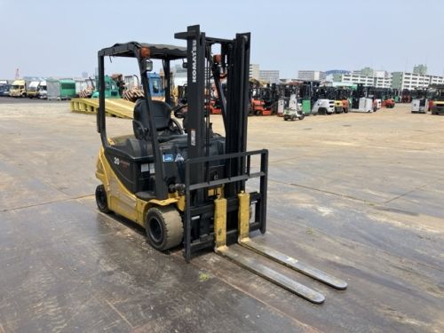 Xe Nâng Điện cũ ngồi lái 1.5T, Komatsu FB20A-12 hàng Nhật Bãi chưa qua sử dụng tại Việt Nam,sản xuất năm 2014