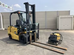 Xe Nâng Điện cũ ngồi lái 3.0T, Komatsu FE30-1 hàng Nhật Bãi chưa qua sử dụng tại Việt Nam,sản xuất năm 2019
