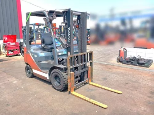 Xe nâng dầu Nhật Bãi 1.5 T, Toyota 02-8FD15 hàng đã qua sử dụng (Nhật Bản),sản xuất năm 2018,mã xe TV.D073