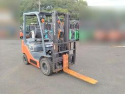 Xe nâng dầu Nhật Bãi 1.5 T, Toyota 02-8FD15 hàng đã qua sử dụng (Nhật Bản),sản xuất năm 2019,mã xe TV.D076