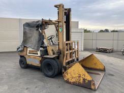 Xe nâng dầu Nhật Bãi 2.5T Komatsu model FD25-10, hàng đã qua sử dụng (Nhật Bản),mã xe TV.D090