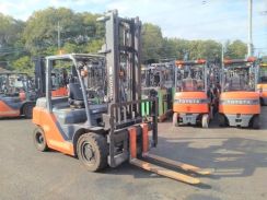 Xe nâng dầu Nhật Bãi 3.5T, Toyota 8FD35 hàng đã qua sử dụng (Nhật Bản),sản xuất năm 2015,mã xe TV.D097