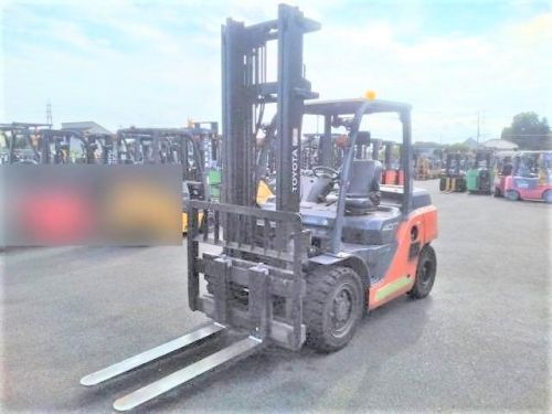 Xe nâng dầu Nhật Bãi 4.0 T, Toyota 8FD40 hàng đã qua sử dụng (Nhật Bản),sản xuất năm 2015,mã xe TV.D103