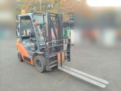 Xe nâng dầu Nhật Bãi 2.0T, Toyota 02-8FD20 hàng đã qua sử dụng (Nhật Bản),sản xuất năm 2018,mã xe TV.D102