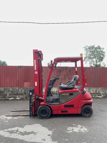 Xe nâng điện cũ ngồi lái 2.0T, KOMATSU FB20A-12, hàng đã qua sử dụng (Nhật Bản),sản xuất năm 2011,mã xe TV.E406
