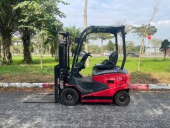 Xe Nâng Điện cũ ngồi lái 1.5T, Nichiyu FB15PN-80-300 hàng Nhật Bãi chưa qua sử dụng tại Việt Nam,sản xuất năm 2021