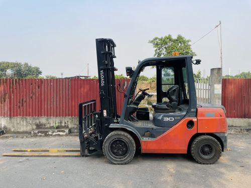 Xe nâng dầu Nhật Bãi 3.0T, Toyota 02-8FD30 hàng đã qua sử dụng (Nhật Bản) sản xuất 2020 mã xe TV.D113