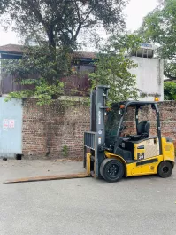 Xe Nâng Điện cũ ngồi lái 3.0T, Komatsu FE30-1 hàng Nhật Bãi chưa qua sử dụng tại Việt Nam sản xuất 2019