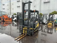 Xe nâng điện cũ ngồi lái 1.8T, KOMATSU FB18-12 chưa sử dụng tại Việt Nam