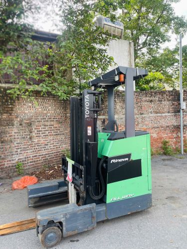 Xe nâng điện cũ đứng lái 2.0T, Toyota 8FBS20, hàng đã qua sử dụng (Nhật Bản) sản xuất 2021