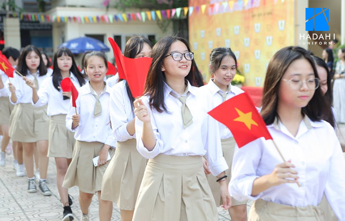 Thế tầm quan trọng của đồng phục cấp 3 mang lại là gì?