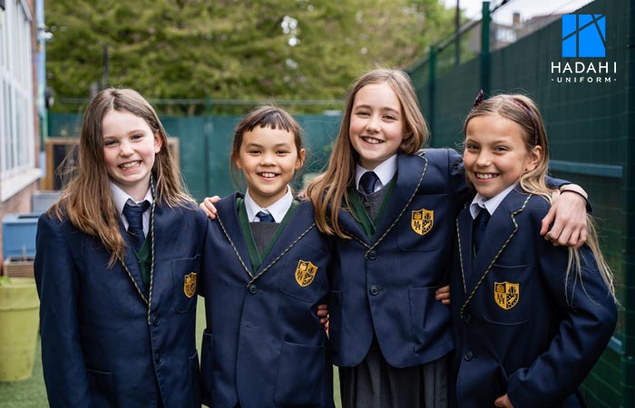 Đồng phục học sinh Anh Quốc
