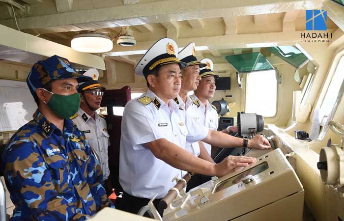 Đồng phục quân đội - lực lượng hải quân