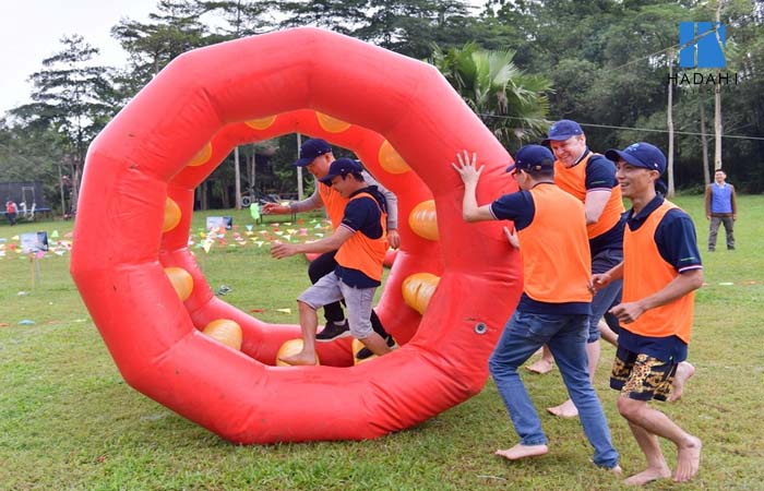 Trò chơi team building bánh xe thần tốc