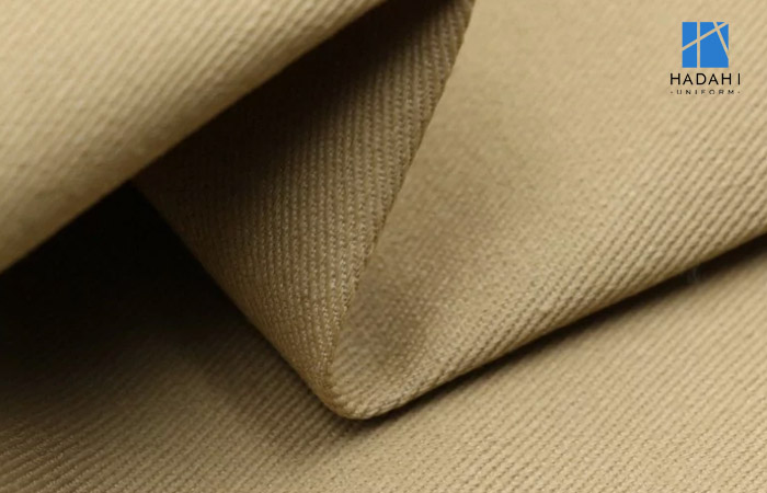 Với vải kaki polyester