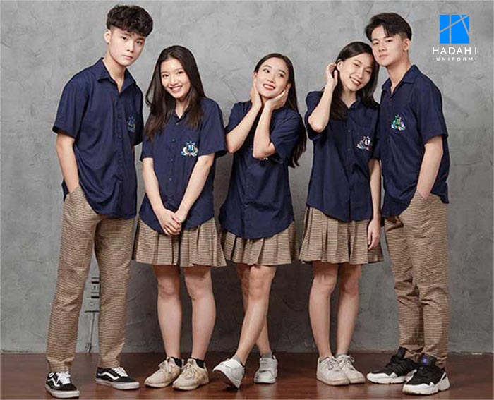 Xưởng may áo sơ mi đồng phục lớp theo yêu cầu