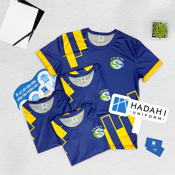 Thời gian Hadahi giao áo phông lớp