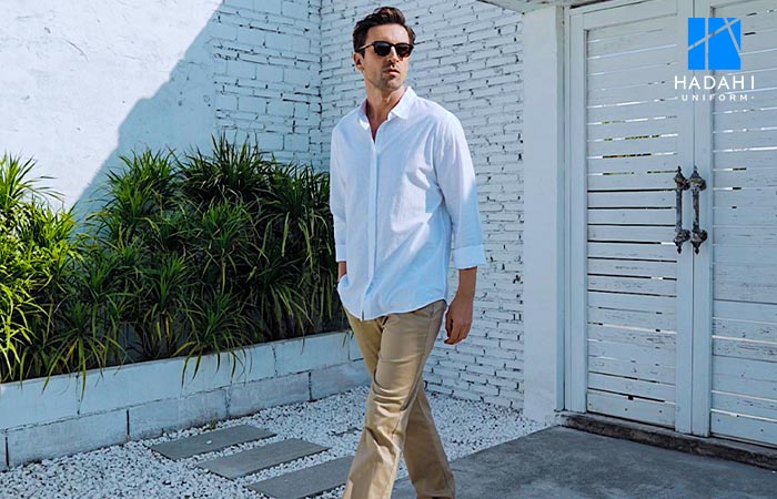 Áo sơ mi phối quần kaki