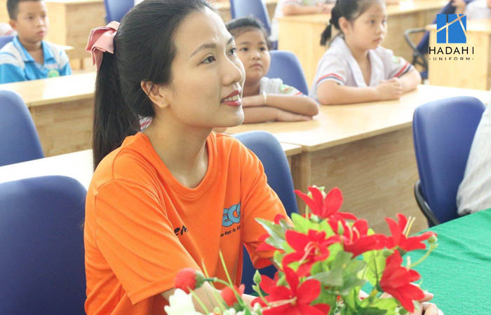 Áo phông cổ tròn là gì và một vài đặc điểm